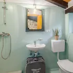 Awesome In With Private Swimming Pool, Be Inside Or Outside *